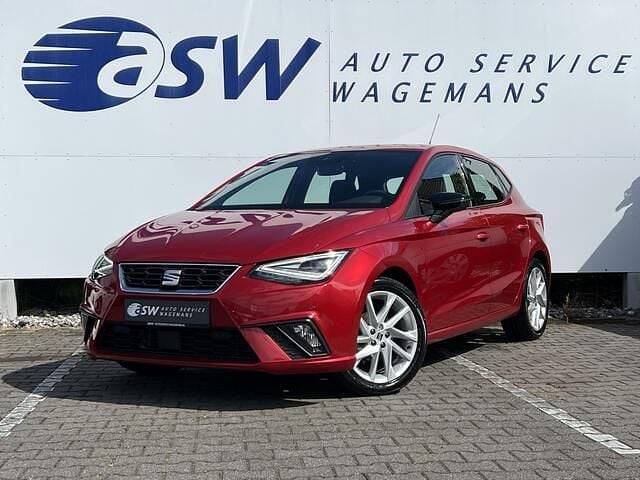 Rood Gebruikt 2022 Seat Ibiza Business Hatchback | € 17.950 (Eerlijke prijs) - Afbeelding 1/4