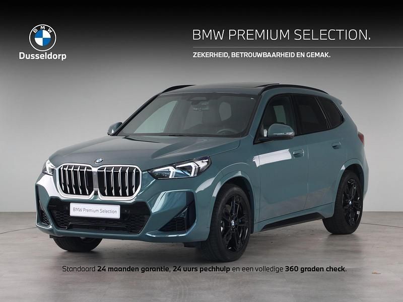 Groen Gebruikt 2024 BMW X1 M Sport SUV | € 59.950 (Duur) - Afbeelding 1/4
