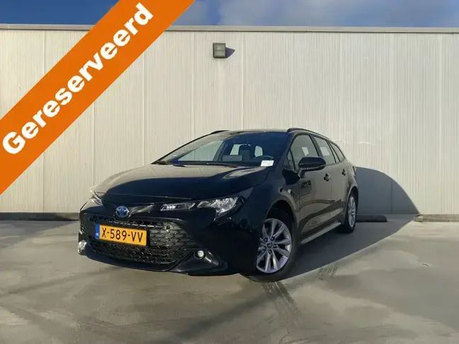 Zwart, metallic lak Gebruikt 2024 Toyota Corolla Active Stationwagen | € 27.999 (Eerlijke prijs) - Afbeelding 1/4