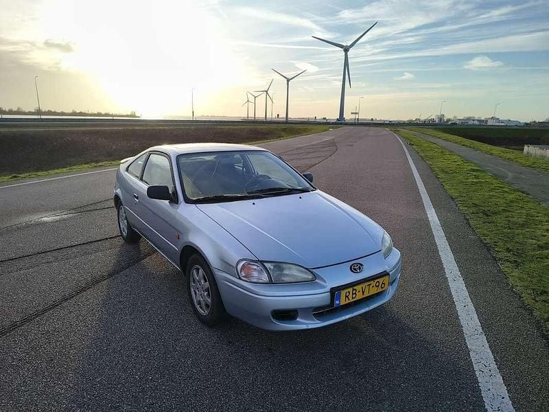 Zilver Occasion 1997 Toyota Paseo Coupé | € 1.500 - Afbeelding 1/4
