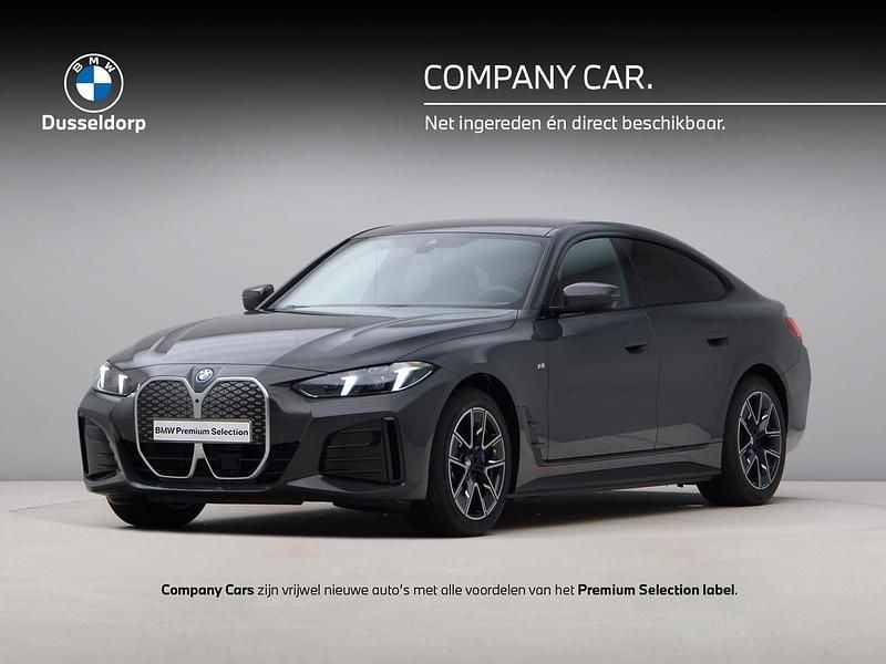 Grijs Gebruikt 2025 BMW i4 M Sport Sedan | € 68.766 - Afbeelding 1/4