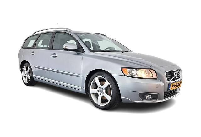 Grijs (metallic) Occasion 2012 Volvo V50 Pro Stationwagen | € 5.645 (Eerlijke prijs) - Afbeelding 1/4