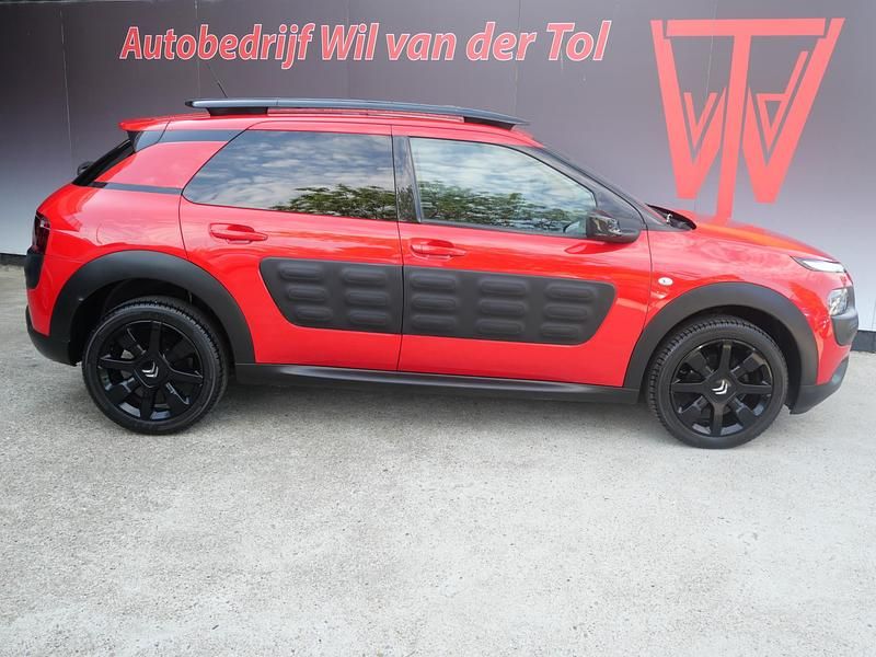 Occasion Citroën C4 PureTech 112 PK (82 kW) 2016 Rood SUV