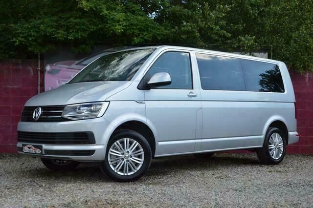 Grijs Gebruikt 2019 VW Caravelle Trendline MPV | € 48.900 - Afbeelding 1/4
