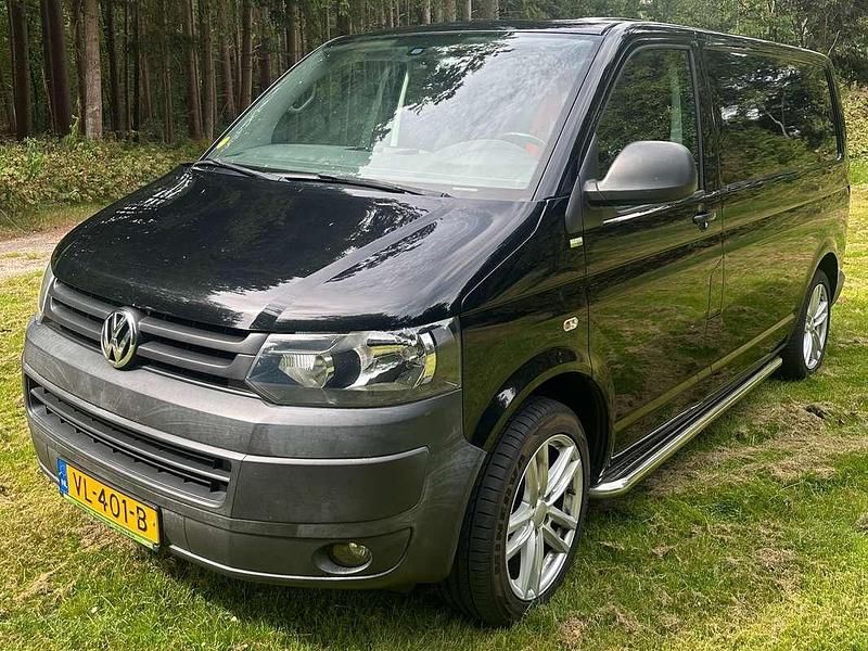 Zwart Gebruikt 2014 VW T5 Van | € 8.750 (Goede deal) - Afbeelding 1/4