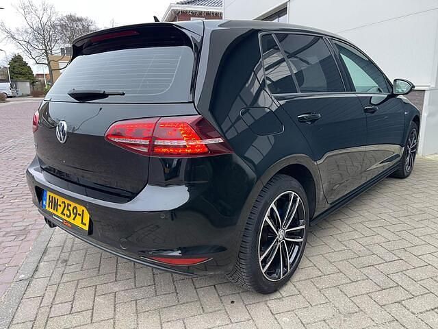 Occasion VW Golf VII GTE 150 PK (110 kW) 2015 Zwart (metallic) Hatchback