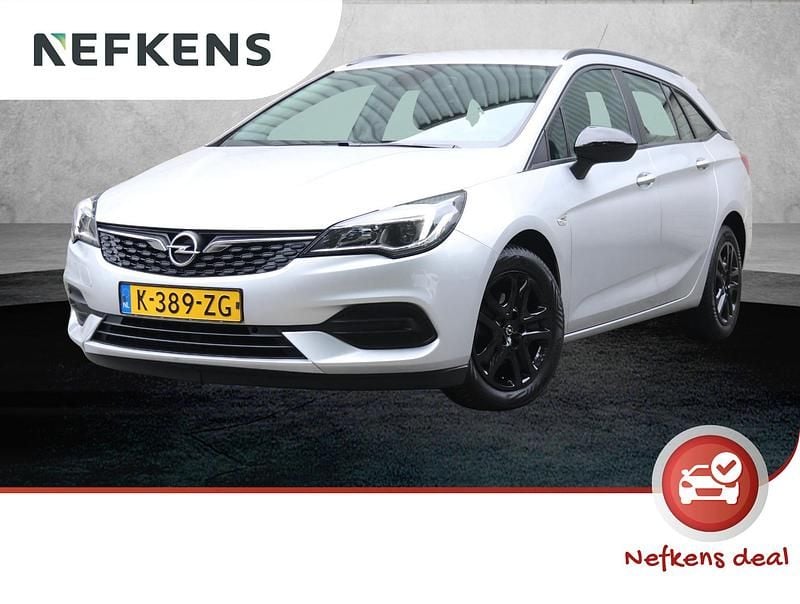 Grijs Gebruikt 2021 Opel Astra Edition Stationwagen | € 15.900 (Goede deal) - Afbeelding 1/3