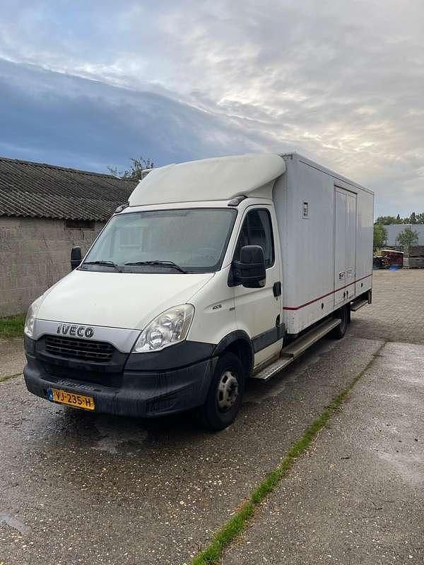 Wit Gebruikt 2014 Iveco Daily Van | € 12.950 (Eerlijke prijs) - Afbeelding 1/4