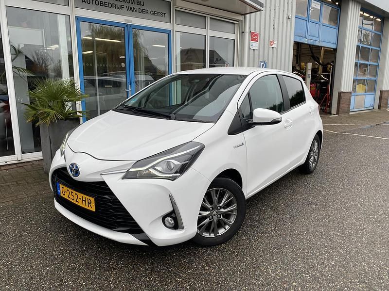 Occasion Toyota Yaris Hybrid 2019 Wit Hatchback
