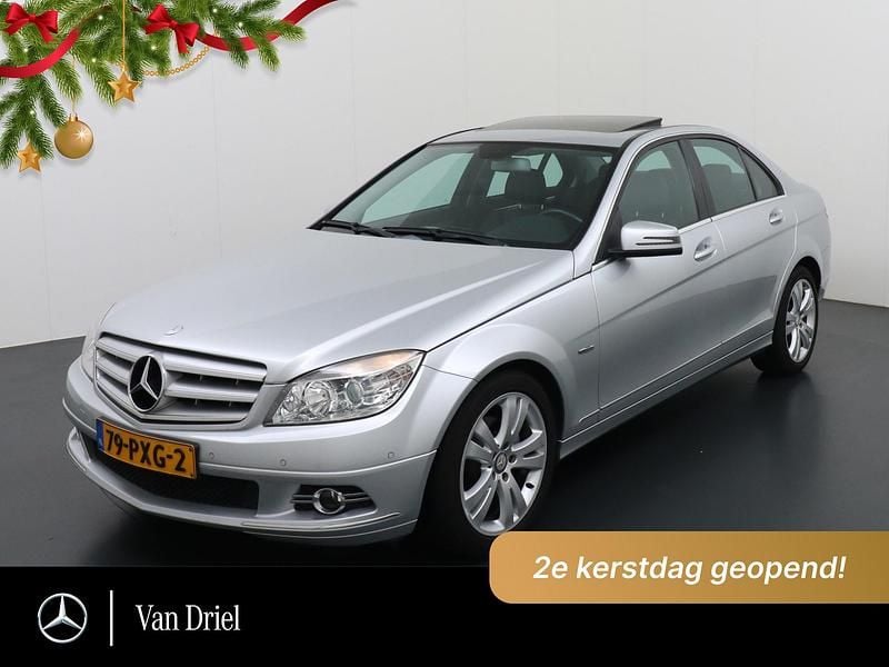 Grijs Gebruikt 2010 Mercedes C200 Avantgarde Sedan | € 8.950 (Eerlijke prijs) - Afbeelding 1/4