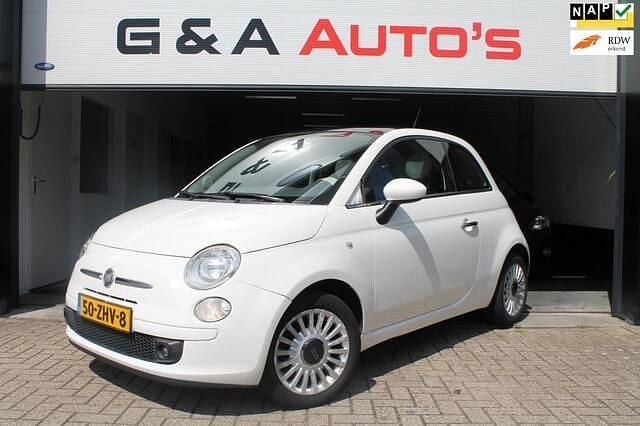 Wit Gebruikt 2009 Fiat 500 Lounge Hatchback | € 3.249 (Goede deal) - Afbeelding 1/4