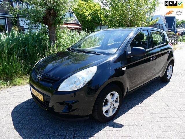 Zwart Gebruikt 2009 Hyundai i20 Active Hatchback | € 2.995 (Eerlijke prijs) - Afbeelding 1/4