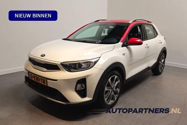 Wit Gebruikt 2019 Kia Stonic SUV | € 13.950 (Eerlijke prijs) - Afbeelding 1/4