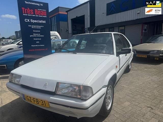 Wit Occasion 1993 Citroën BX Hatchback | € 3.449 - Afbeelding 1/4