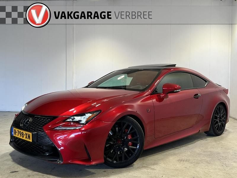 Rood Occasion 2018 Lexus RC300h Sport Line Coupé | € 33.940 (Goede deal) - Afbeelding 1/4