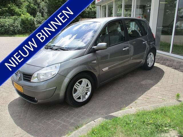Grijs Gebruikt 2004 Renault Scénic II Luxe MPV | € 2.460 (Duur) - Afbeelding 1/4