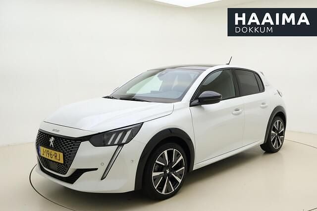 Wit Gebruikt 2020 Peugeot 208 GT-line Hatchback | € 14.950 (Eerlijke prijs) - Afbeelding 1/4