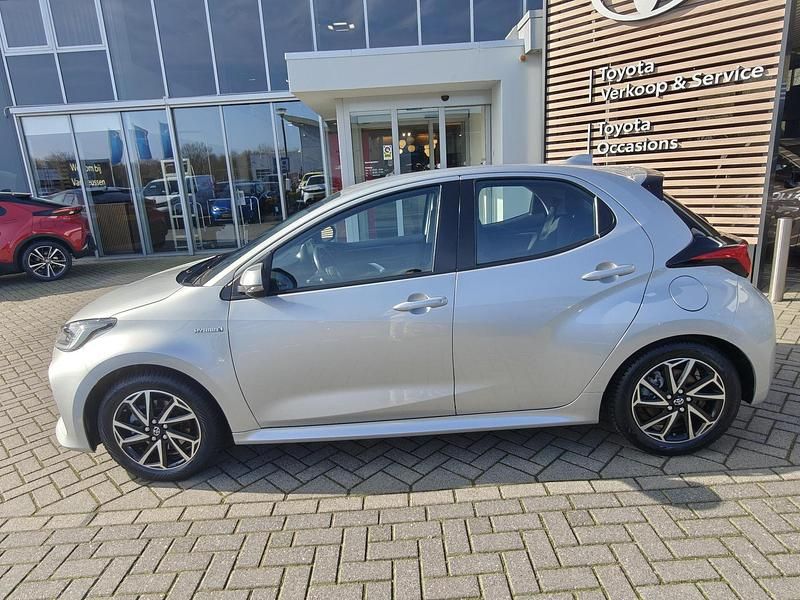 Occasion Toyota Yaris 116 PK (85 kW) 2021 Grijs Hatchback