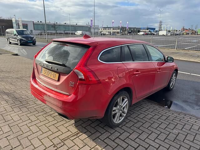 Occasion Volvo V60 Summum 215 PK (158 kW) 2015 Rood Stationwagen