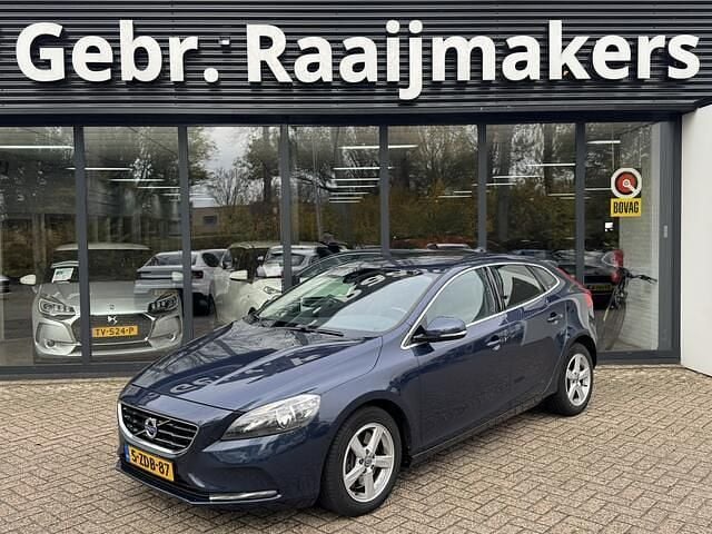 Blauw Gebruikt 2014 Volvo V40 Summum Hatchback | € 5.450 (Goede deal) - Afbeelding 1/4