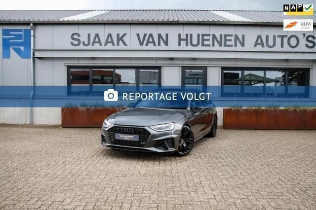 Grijs Gebruikt 2020 Audi A4 Black Edition Stationwagen | € 37.950 (Duur) - Afbeelding 1/4