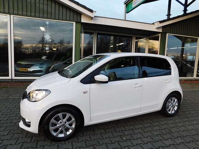 Wit Occasion 2018 Skoda Citigo Hatchback | € 9.450 (Iets duurder) - Afbeelding 1/4