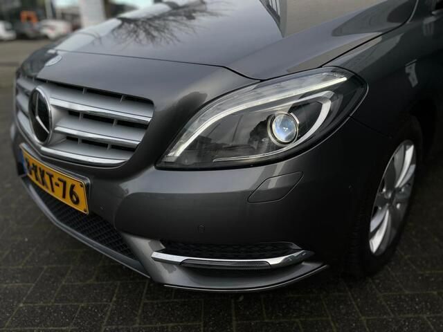 Occasion Mercedes B200 Prestige 156 PK (114 kW) 2013 Grijs MPV