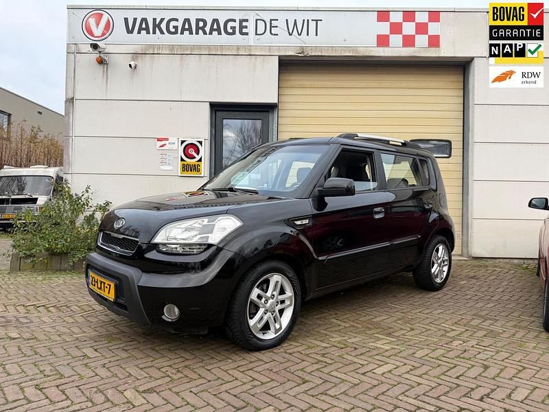 Zwart Gebruikt 2010 Kia Soul SUV | € 4.499 (Eerlijke prijs) - Afbeelding 1/4