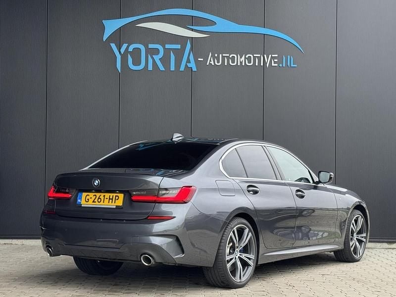 Occasion BMW 330 Executive 184 PK (135 kW) 2019 Grijs Sedan