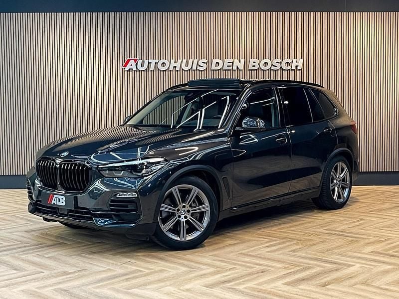 Grijs Gebruikt 2020 BMW X5 Executive SUV | € 46.890 (Super prijs) - Afbeelding 1/4