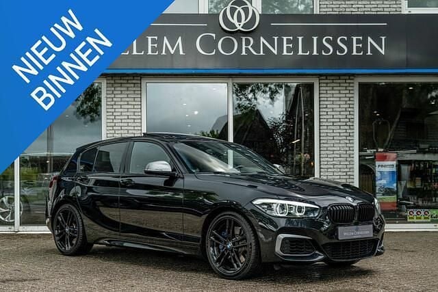 Zwart Gebruikt 2018 BMW M140 Executive Hatchback | € 40.950 (Iets duurder) - Afbeelding 1/4