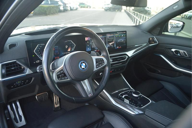 Occasion BMW 320e M Sport 165 PK (121 kW) 2023 Zwart (metallic) Sedan