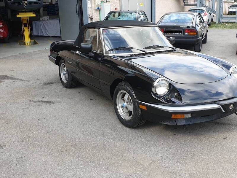 Occasion Alfa Romeo Spider Veloce 116 PK (85 kW) 1987 Zwart Cabriolet
