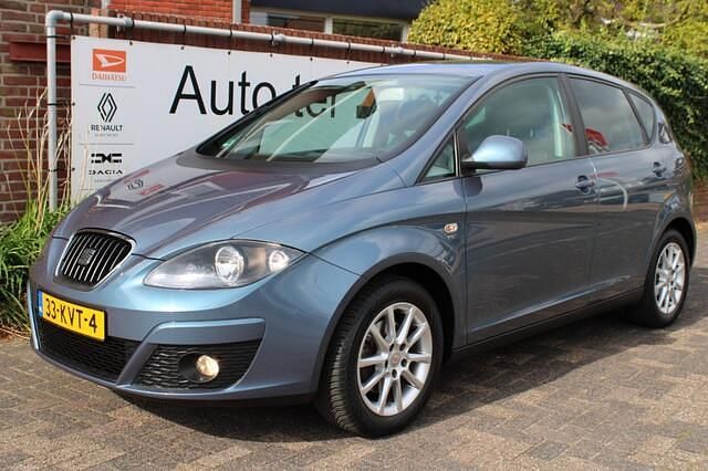 Blauw Gebruikt 2010 Seat Altea Style MPV | € 5.900 (Duur) - Afbeelding 1/4