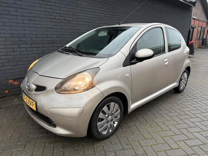 Gebruikt 2008 Toyota Aygo Hatchback | € 1.099 (Super prijs) - Afbeelding 1/4