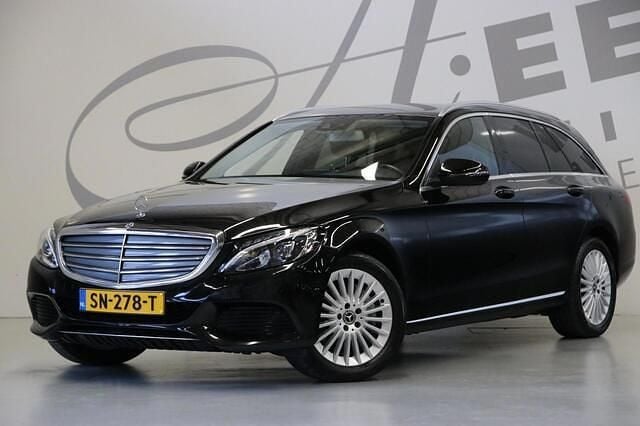 Zwart Gebruikt 2017 Mercedes C250 Prestige Stationwagen | € 18.500 (Eerlijke prijs) - Afbeelding 1/4