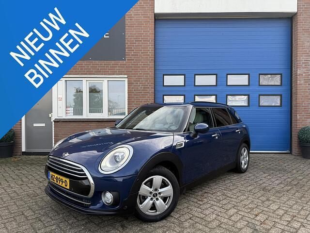 Blauw (metallic) Occasion 2016 Mini Cooper Clubman Business Stationwagen | € 7.950 (Eerlijke prijs) - Afbeelding 1/4