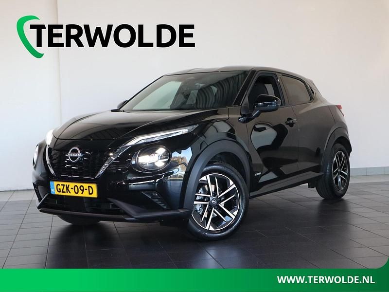 Zwart Occasion 2024 Nissan Juke N-Connecta SUV | € 25.945 (Eerlijke prijs) - Afbeelding 1/4
