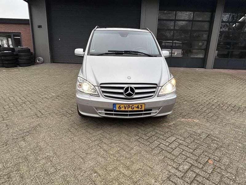 Zilver Occasion 2011 Mercedes Vito Van | € 10.750 (Goede deal) - Afbeelding 1/4