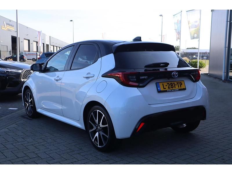 Occasion Toyota Yaris Executive 116 PK (85 kW) 2021 Wit Hatchback