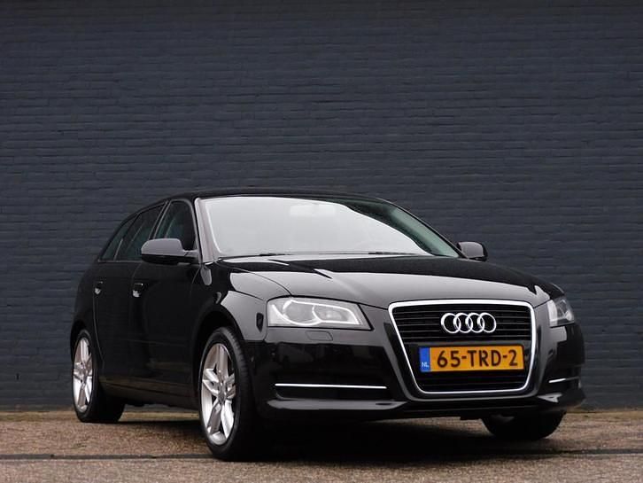 Occasion Audi A3 Attraction 127 PK (93 kW) 2012 Zwart Hatchback