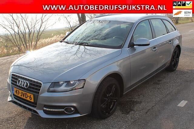 Grijs (metallic) Occasion 2009 Audi A4 Business Stationwagen | € 2.999 (Goede deal) - Afbeelding 1/4