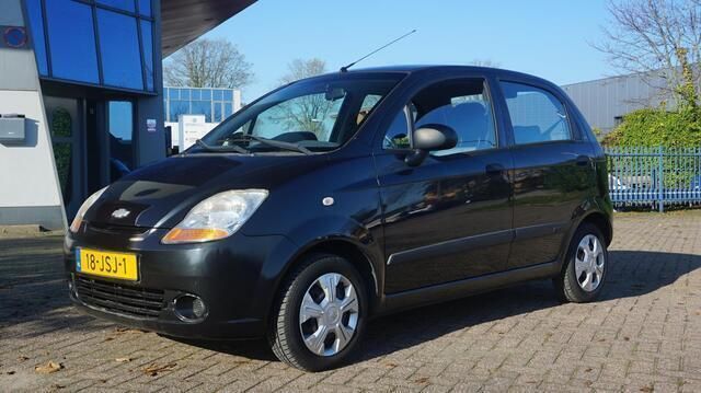 Zwart Gebruikt 2009 Chevrolet Matiz Hatchback | € 2.450 (Iets duurder) - Afbeelding 1/4