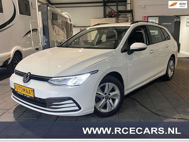 Wit Gebruikt 2022 VW Golf VIII Stationwagen | € 21.750 (Super prijs) - Afbeelding 1/4