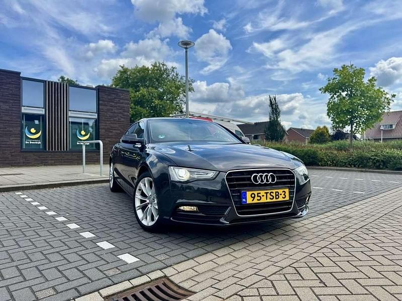 Gebruikt 2012 Audi A5 Coupé | € 9.999 (Eerlijke prijs) - Afbeelding 1/4