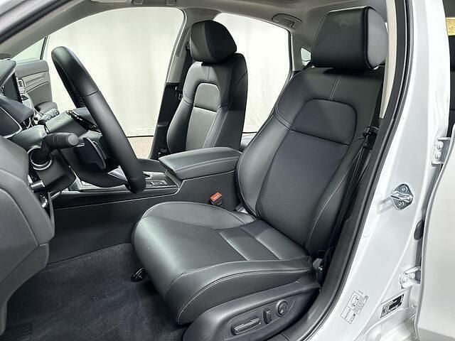 Nieuw Honda Civic Advance 143 PK (105 kW) 2025 Wit Hatchback