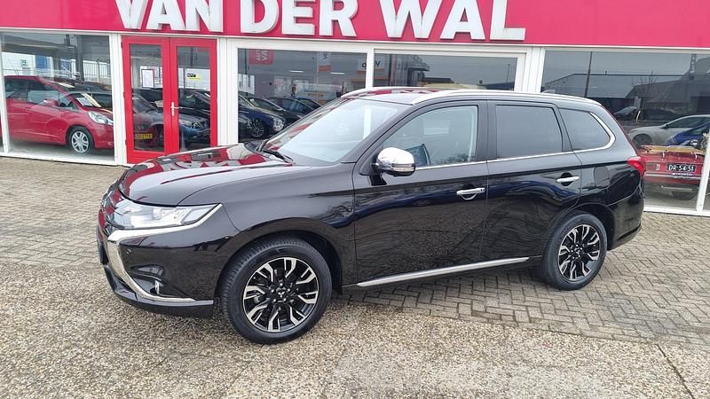 Occasion Mitsubishi Outlander P-HEV Instyle 2015 Zwart SUV