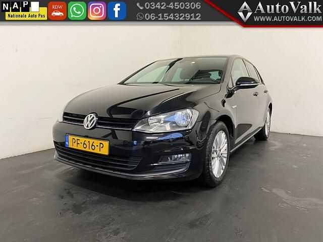 Zwart Gebruikt 2014 VW Golf VII Highline Hatchback | € 8.949 (Goede deal) - Afbeelding 1/4