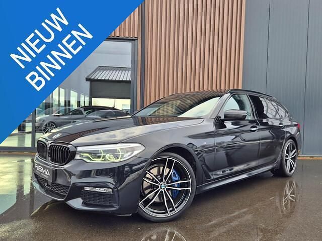 Zwart Occasion 2018 BMW 530 Executive Stationwagen | € 24.999 (Iets duurder) - Afbeelding 1/4
