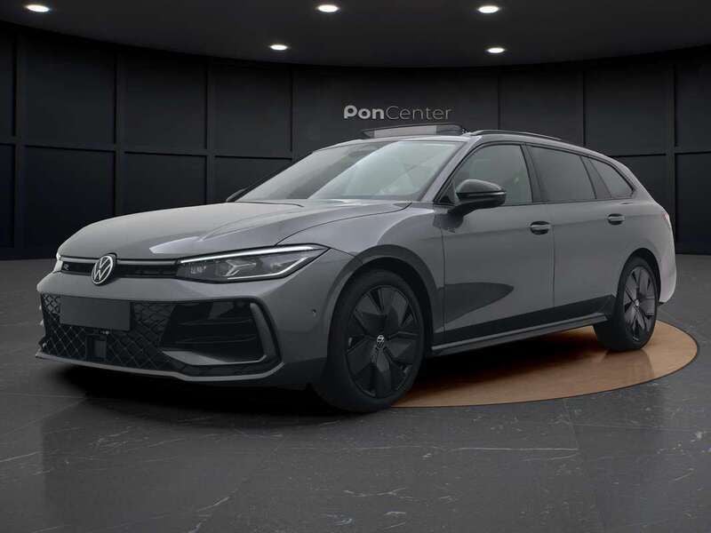 Grijs Nieuw 2024 VW Passat R-line Edition Stationwagen | € 53.950 (Iets duurder) - Afbeelding 1/4